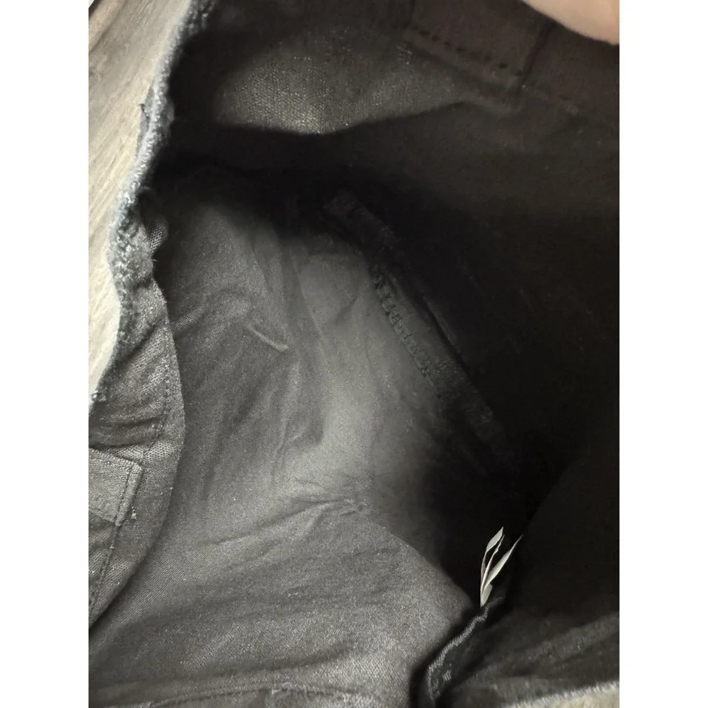 N/A product black